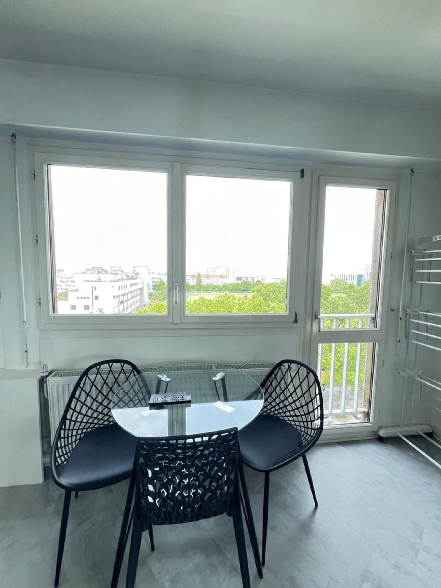 Apartment Home In Paris With View, 15Min Direct To Center Esterno foto